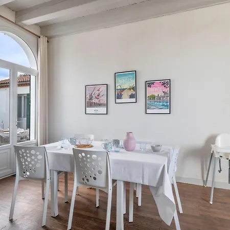 Dom wakacyjny Face - Familiale Pour 12