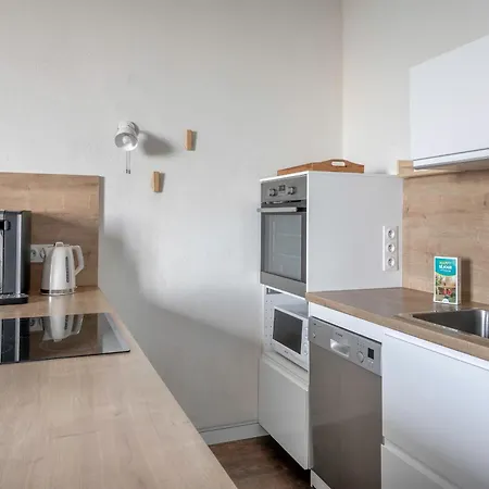 Dom wakacyjny Face - Familiale Pour 12 *