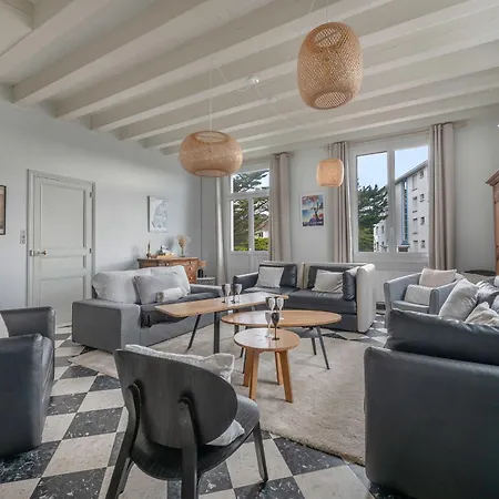 Dom wakacyjny Face - Familiale Pour 12