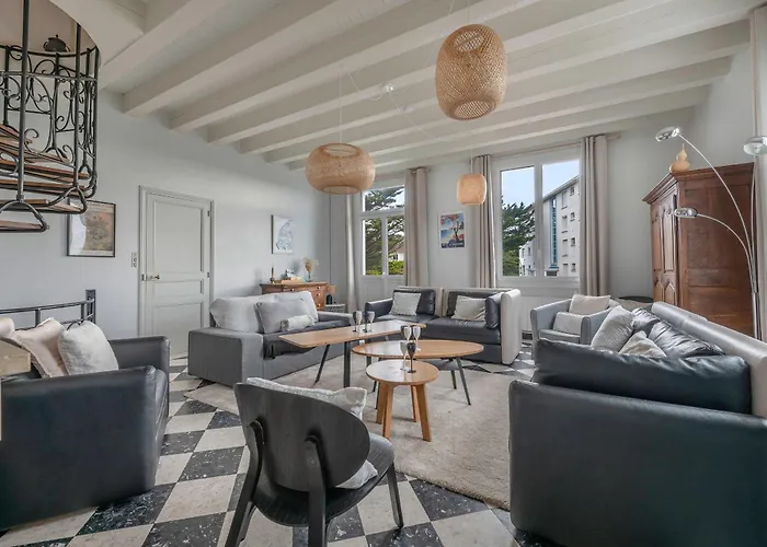 Hébergement de vacances Face - Familiale Pour 12